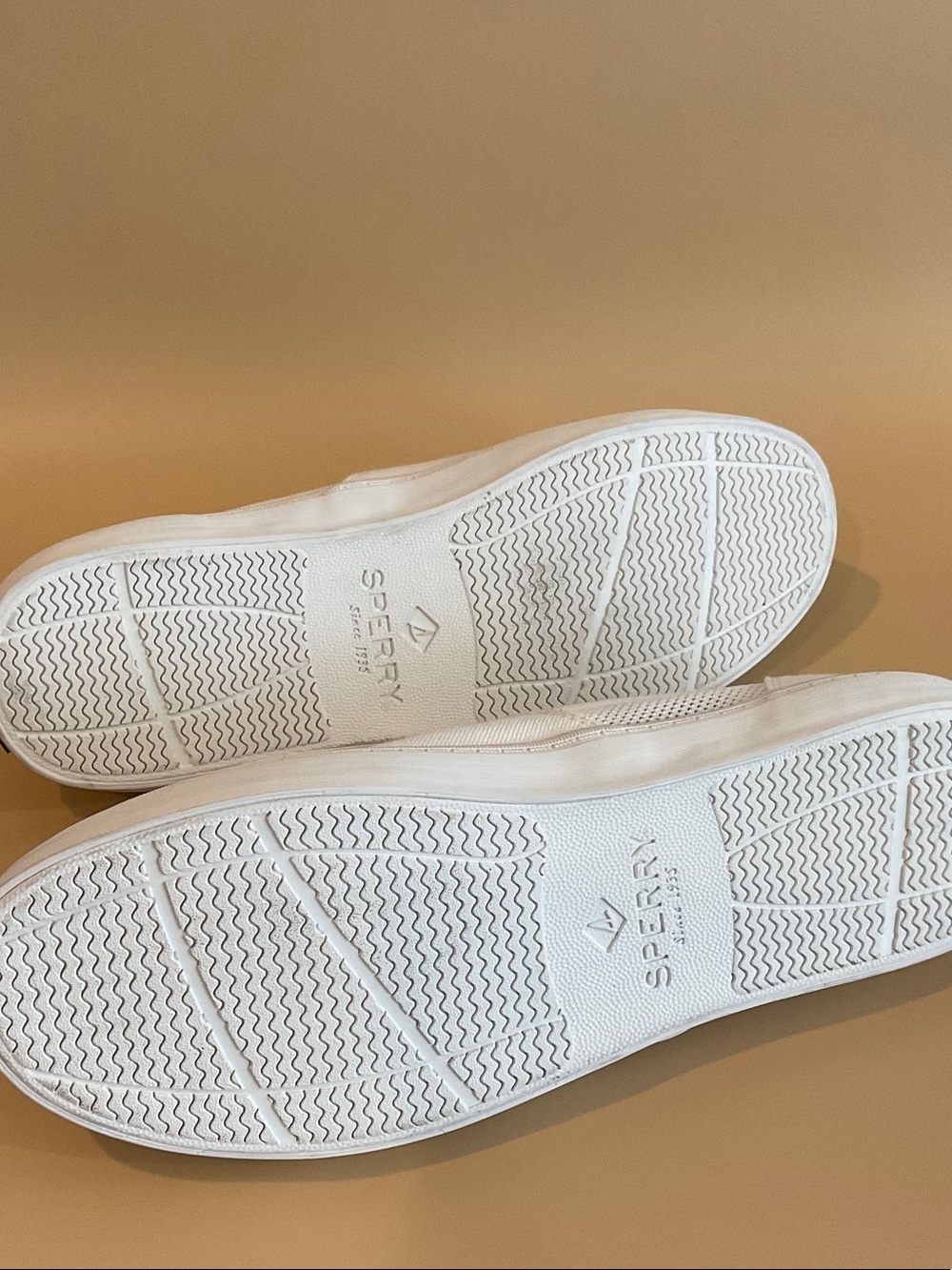 Sperry Men's Slip-On Canvas Sneakers in White - Picture 9 of 9